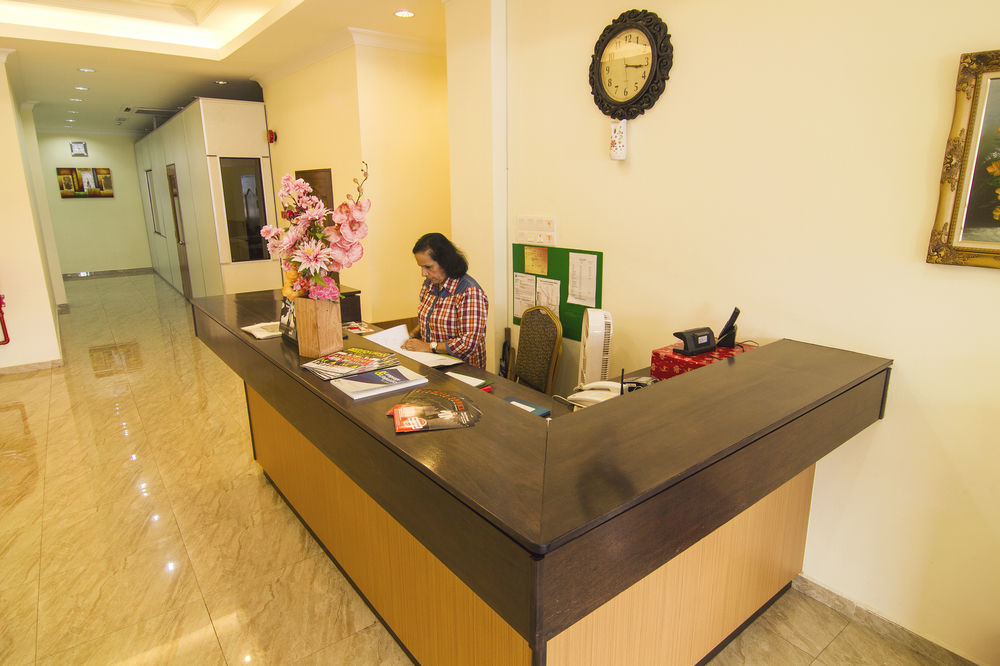 Oyo 327 Buddys Hotel Kuala Lumpur Exteriér fotografie